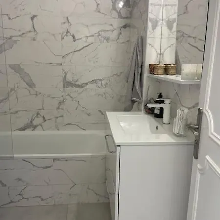 Peaceful Sea View Apartment+parking Apartamento Beausoleil