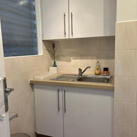 Peaceful Sea View Apartment+parking